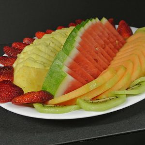 A kosher fruit platter made with fresh seasonal fruits by Nifla Kosher Catering
